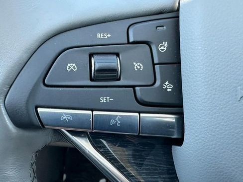 Used 2024 Cadillac XT6 Premium Luxury FWD image 21