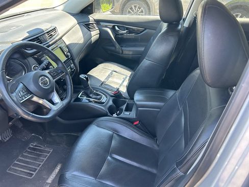 Used 2019 Nissan Rogue SL w/ Premium Package AWD/4WD image 14