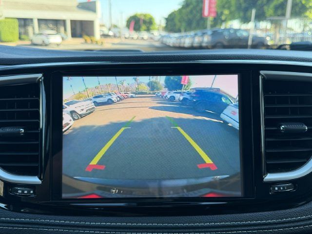 Used 2024 Chrysler Pacifica Limited FWD image 24