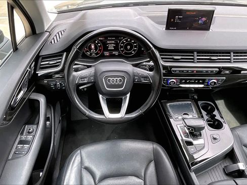 Used 2017 Audi Q7 3.0T Premium Plus w/ Premium Plus Package image 5