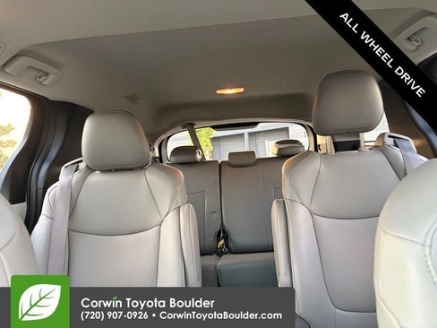 Used 2025 Toyota Sienna XLE w/ XLE Plus Package AWD/4WD image 29