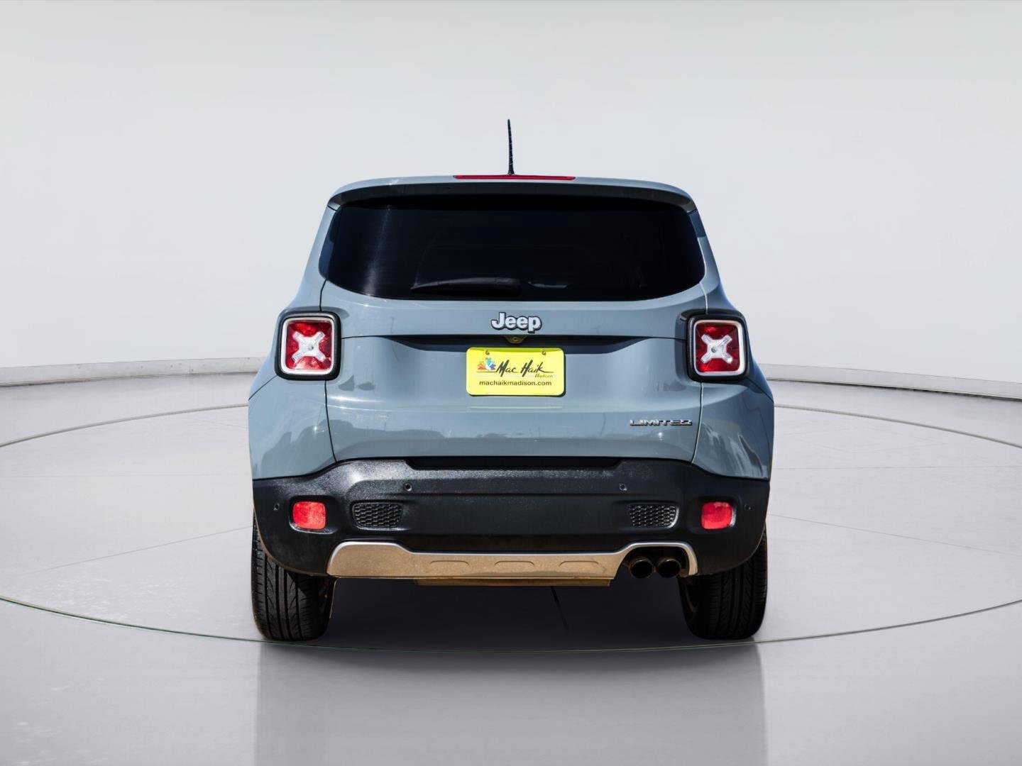 Used 2017 Jeep Renegade Limited FWD image 8