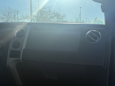 Used 2012 Ford F150 XLT w/ XLT Chrome Pkg image 27