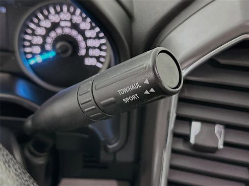 Used 2016 Ford F150 XLT w/ Equipment Group 301A Mid image 15