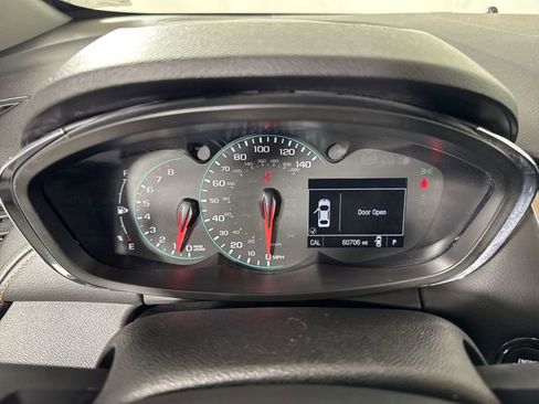 Used 2017 Chevrolet Trax LT w/ Sun & Sound Package image 17
