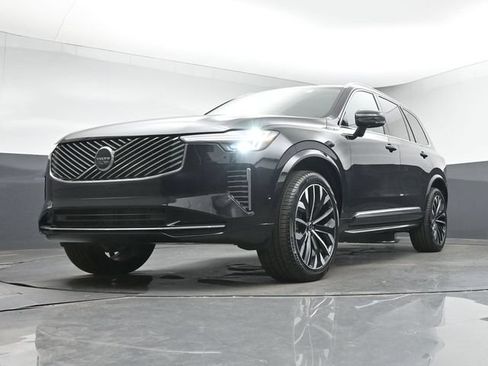 Used 2026 Volvo XC90 B6 Ultra AWD/4WD image 12