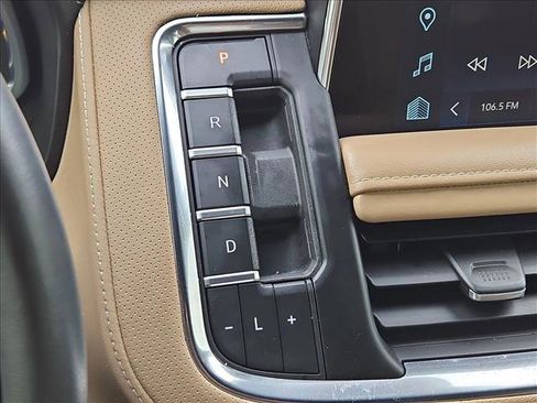 Used 2023 Chevrolet Suburban Premier w/ Texas Edition image 12