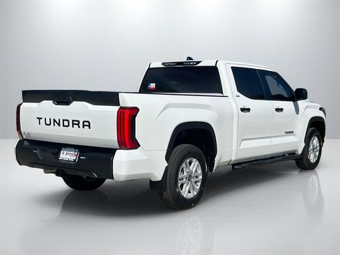 New 2026 Toyota Tundra SR5 image 5