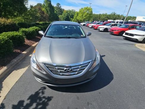 Used 2013 Hyundai Sonata SE FWD image 6