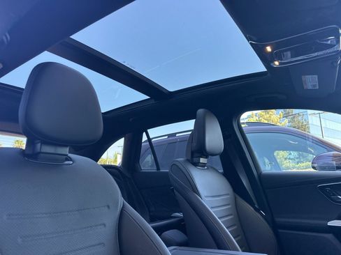 Used 2025 Mercedes-Benz GLC 350e 4MATIC image 19