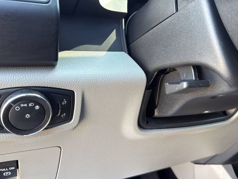 Used 2018 Ford F150 XL w/ Equipment Group 101A Mid AWD/4WD image 15