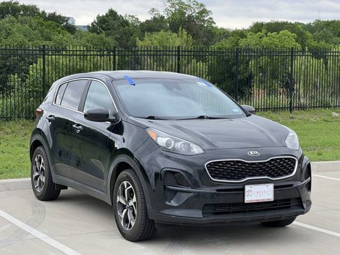Used 2022 Kia Sportage LX FWD image 3