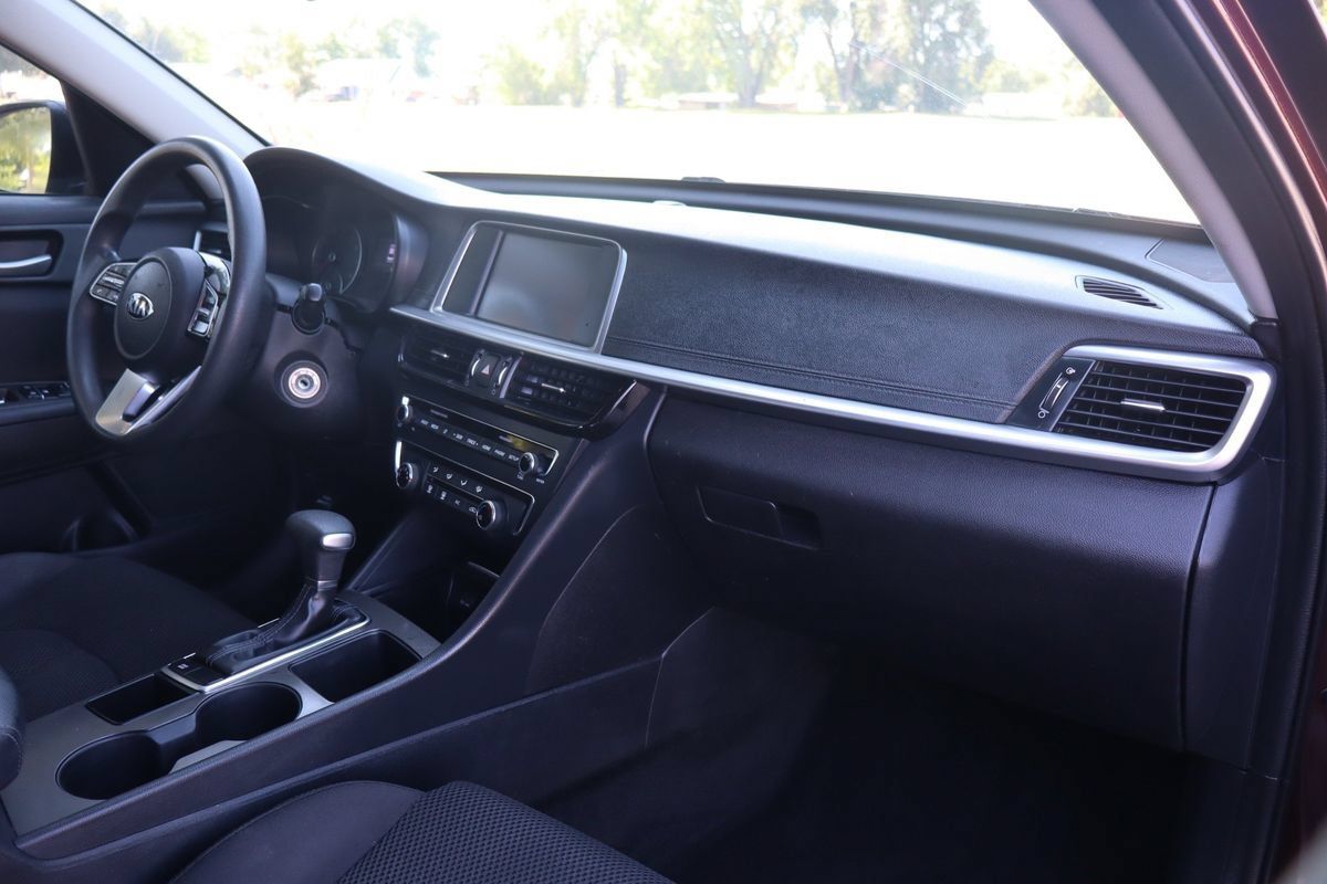 Used 2020 Kia Optima LX FWD image 15