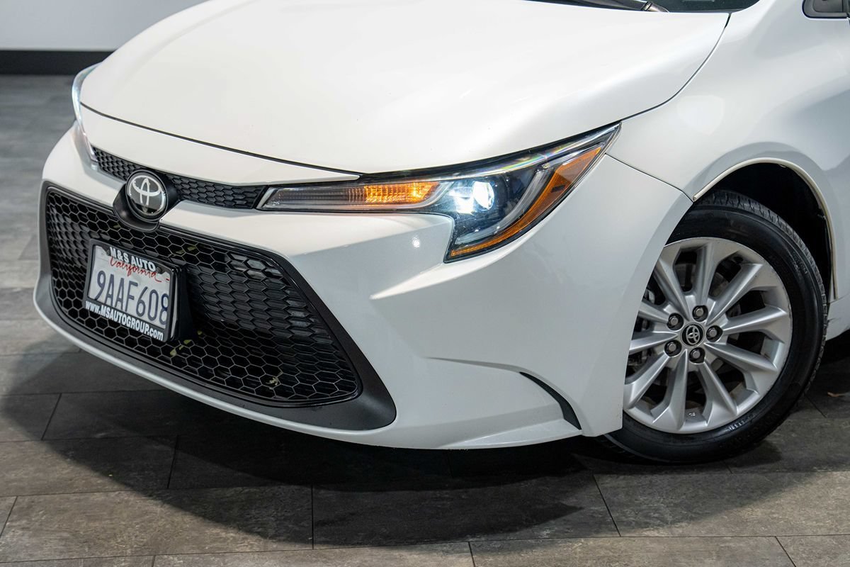 Used 2022 Toyota Corolla LE w/ LE Convenience Package FWD image 23