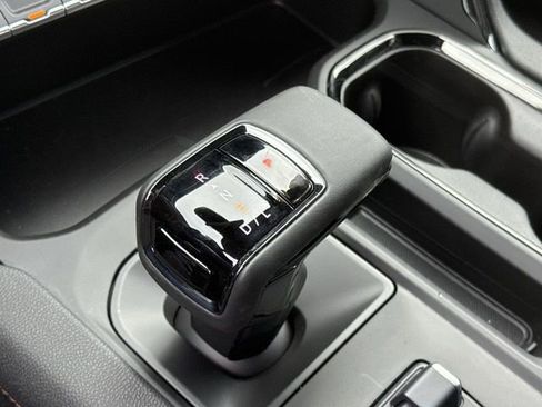 Certified 2024 GMC Sierra 1500 AT4 w/ AT4 Premium Package image 15