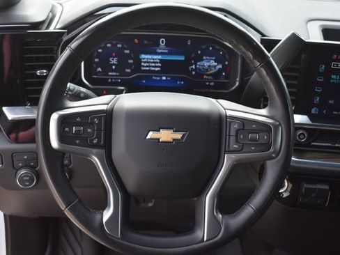 Used 2024 Chevrolet Silverado 2500 LT AWD/4WD image 22