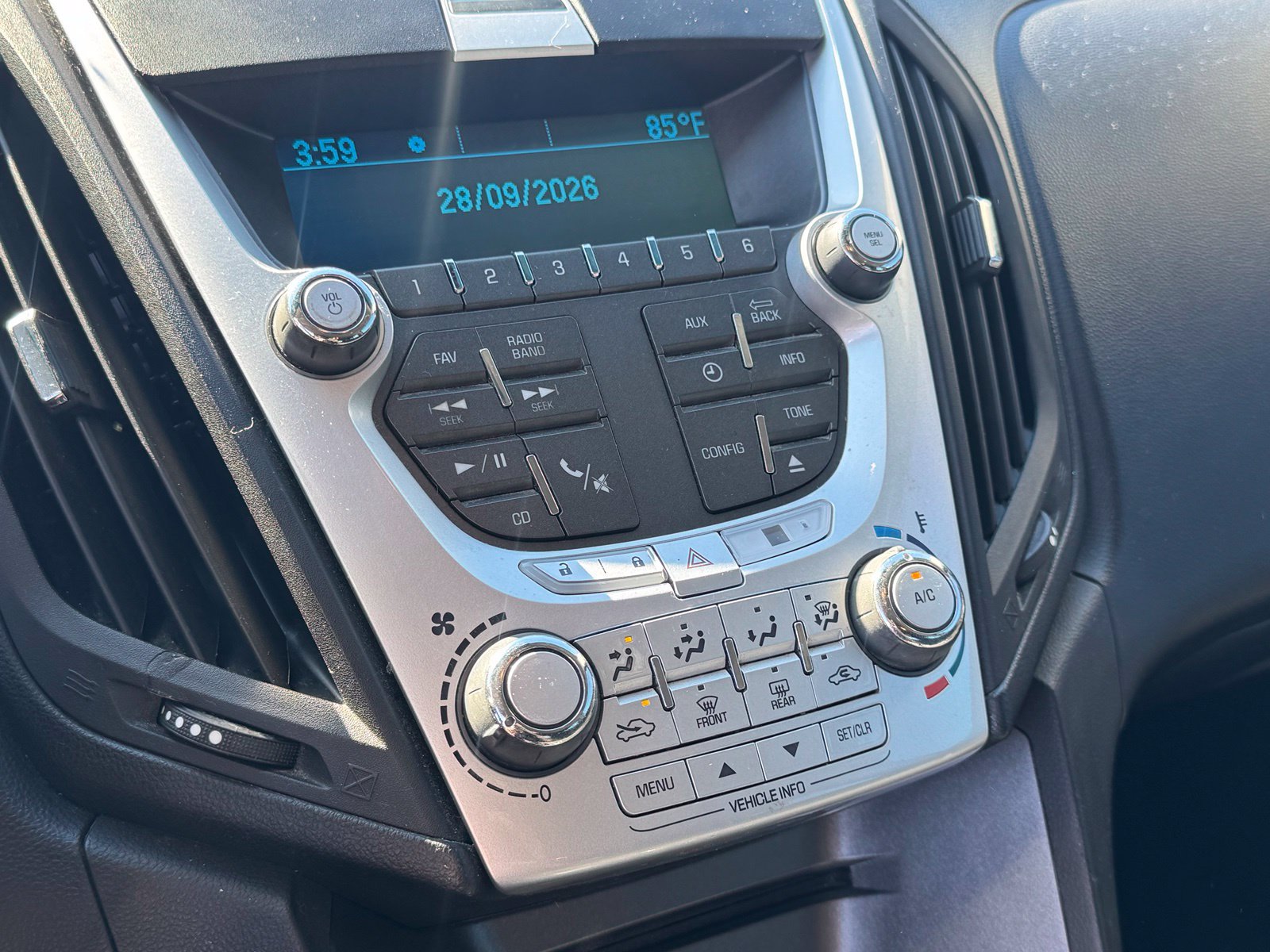 Used 2013 Chevrolet Equinox LS FWD image 18