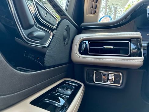 Certified 2024 Lincoln Aviator Reserve AWD/4WD image 27