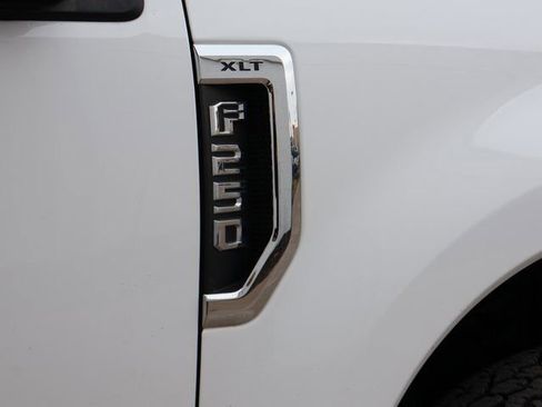 Used 2021 Ford F250 XLT AWD/4WD image 10