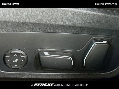 Used 2025 BMW 430i w/ Premium Package RWD image 4