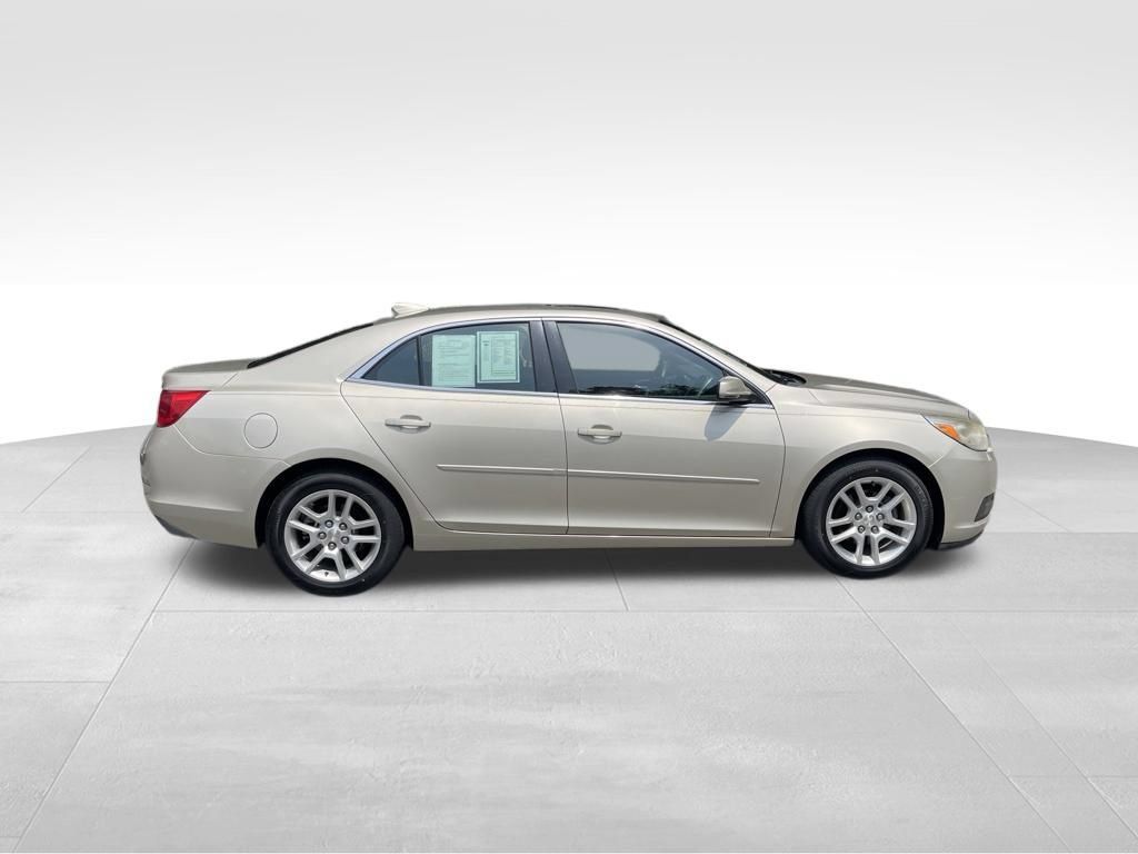 Used 2015 Chevrolet Malibu LT w/ Power Convenience Package FWD image 5