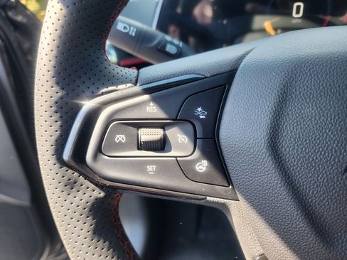 New 2026 Chevrolet Trax RS w/ Sunroof Package FWD image 30