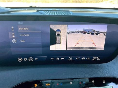 Used 2025 Buick Enclave Preferred image 14