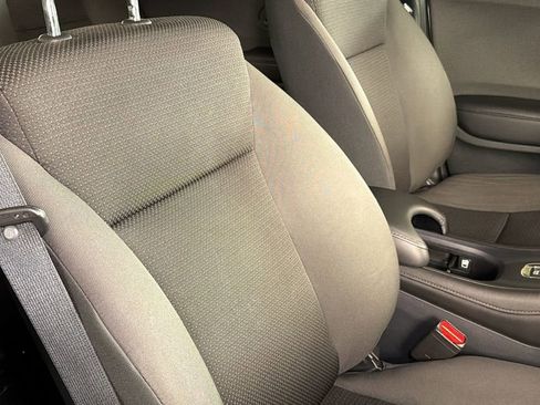 Used 2020 Honda HR-V LX image 11