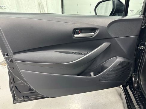 Used 2026 Toyota Corolla SE image 8