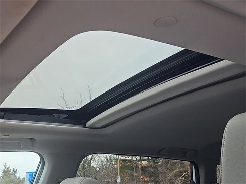 Used 2024 Honda CR-V EX image 14