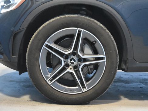 Used 2021 Mercedes-Benz GLC 300 4MATIC image 26