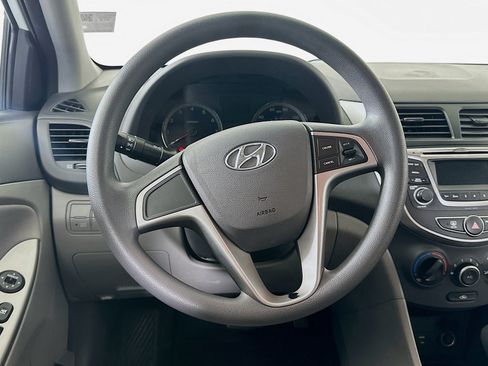 Used 2016 Hyundai Accent SE FWD image 17