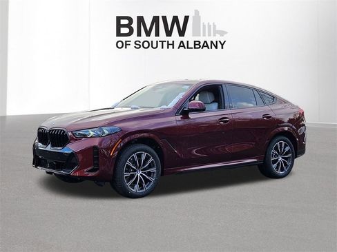 New 2026 BMW X6 xDrive40i w/ Climate Comfort Package image 6