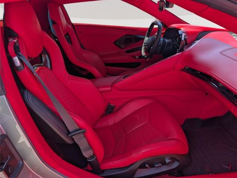 Used 2024 Chevrolet Corvette Stingray Premium Conv w/ Z51 Performance Package RWD image 10