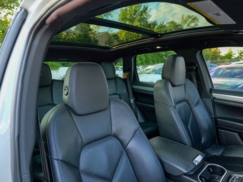 Used 2013 Porsche Cayenne AWD/4WD image 37