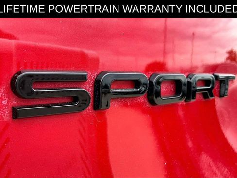Used 2025 Land Rover Range Rover Sport SE AWD/4WD image 43