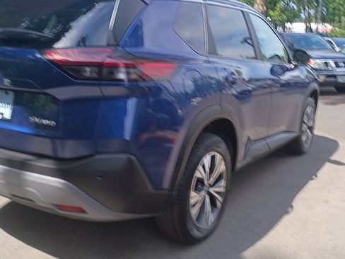 Used 2023 Nissan Rogue SV AWD/4WD image 4