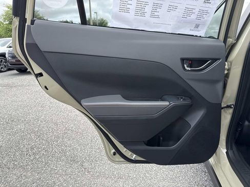 New 2026 Subaru Crosstrek 2.5i Limited w/ Crosstrek Mirror Package image 12