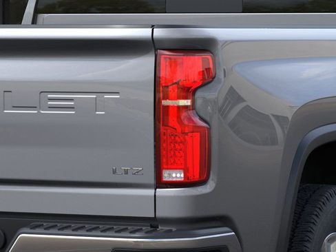 New 2026 Chevrolet Silverado 2500 LTZ w/ LTZ Premium Package AWD/4WD image 12