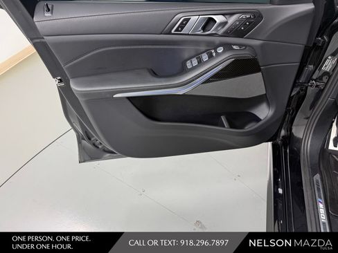 Used 2025 BMW X7 M60i AWD/4WD image 20