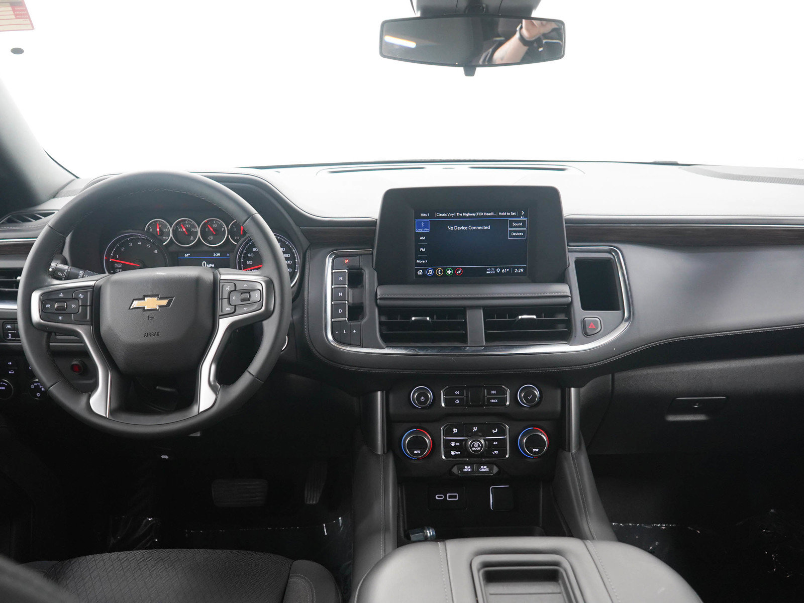 Used 2023 Chevrolet Tahoe LS AWD/4WD image 16