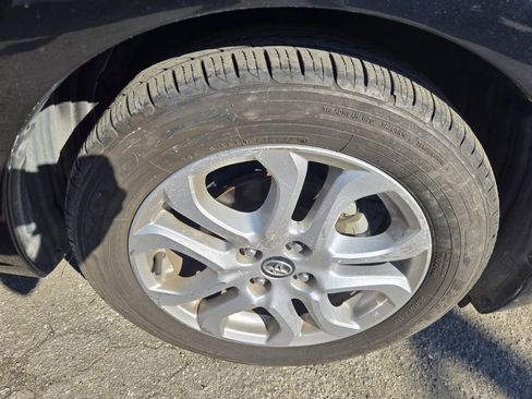 Used 2018 Toyota Yaris iA image 30