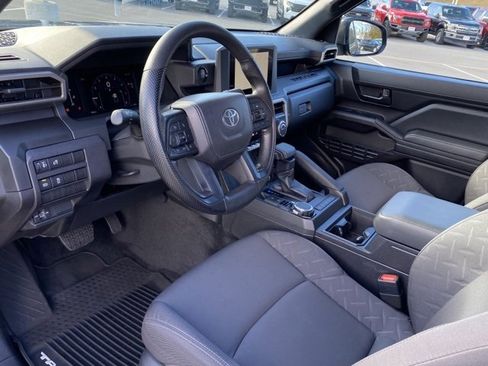 Used 2025 Toyota Tacoma SR image 12
