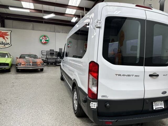 Used 2017 Ford Transit 350 XLT RWD image 9