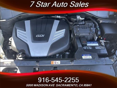 Used 2017 Hyundai Santa Fe Limited image 27