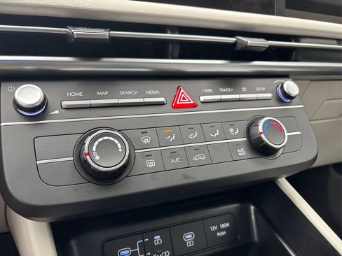 New 2025 Hyundai Tucson SE image 25