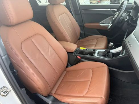 Used 2021 Audi Q3 2.0T Premium w/ Convenience Package AWD/4WD image 13