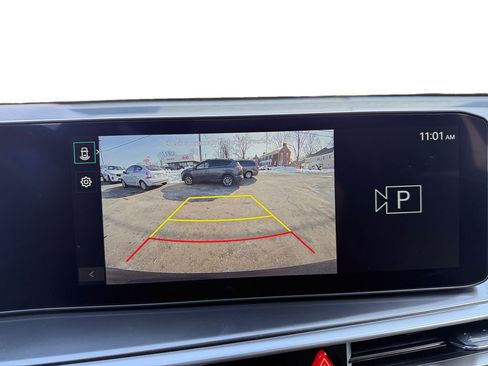 Certified 2025 Kia Sorento LX image 15