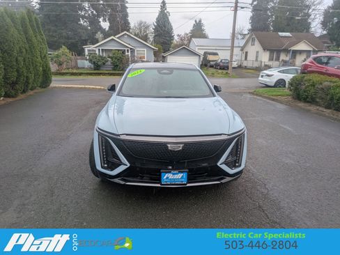 Used 2024 Cadillac Lyriq Sport image 30