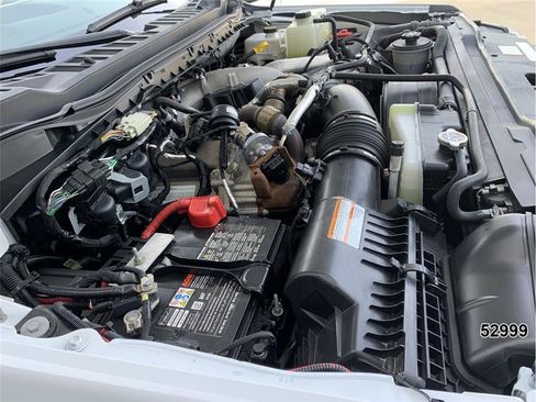 Used 2024 Ford F550 2WD Regular Cab Super Duty image 17